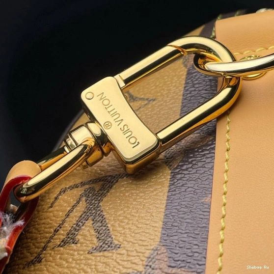 LOUIS KEEPALL CITY VUITTON 0817